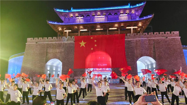 月光所照,皆為家國(guó)——景德鎮(zhèn)大型實(shí)景演出《china》國(guó)慶假期受到觀眾熱捧